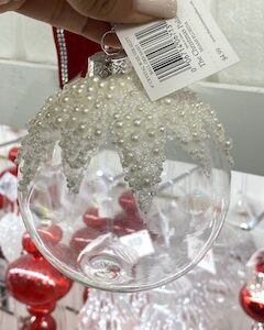 4' CRYSTAL W SILVER GLITT BALL
