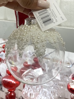 4' CRYSTAL W SILVER GLITT BALL