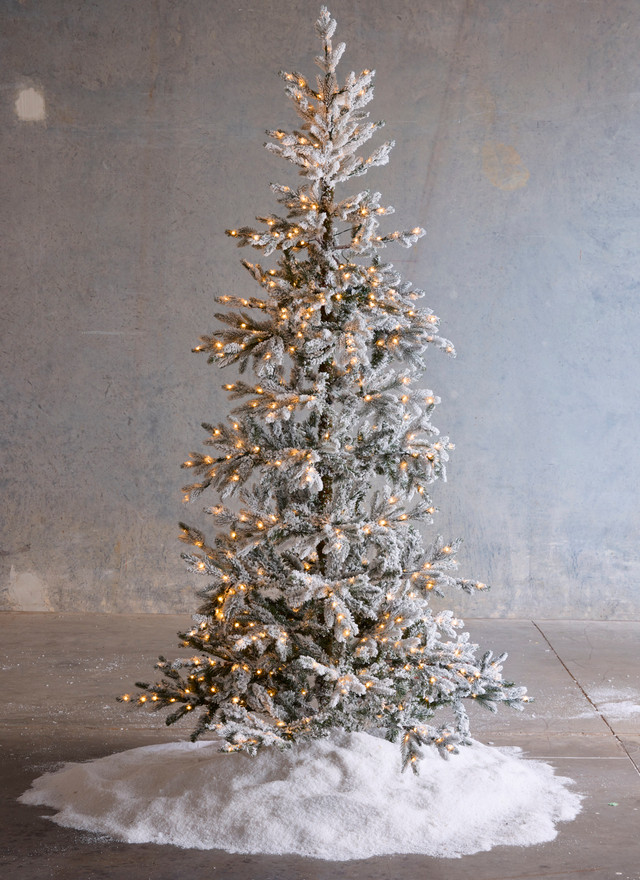 RAZ Christmas Tree | Flocked Silverado Fir | 7.5Ft